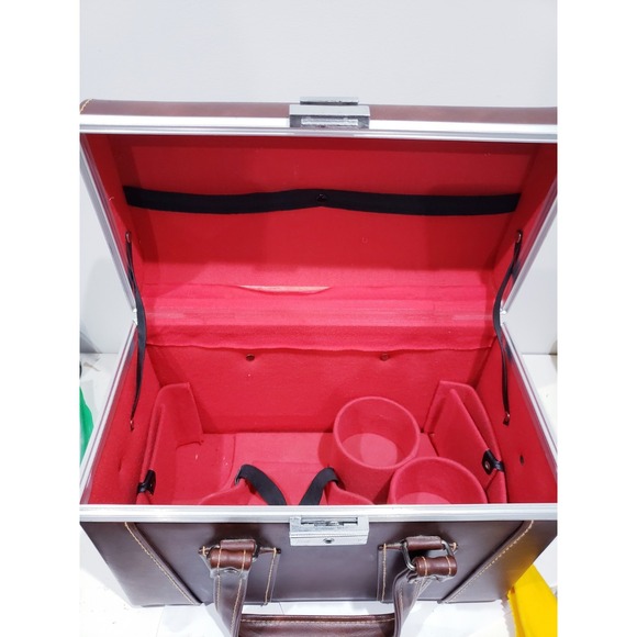 Vintage Brown Hard Leather Camera Case With Key - Picture 10 of 10